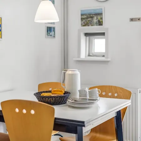 Edly - 2-3km From The Sea By Interhome Leilighet